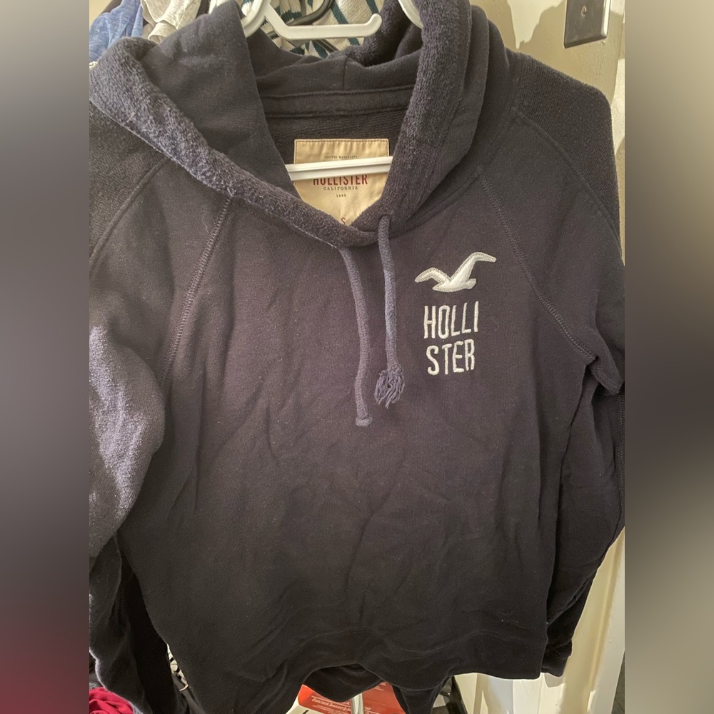 2010s Size Small Women’s Black Hollister Hoodie